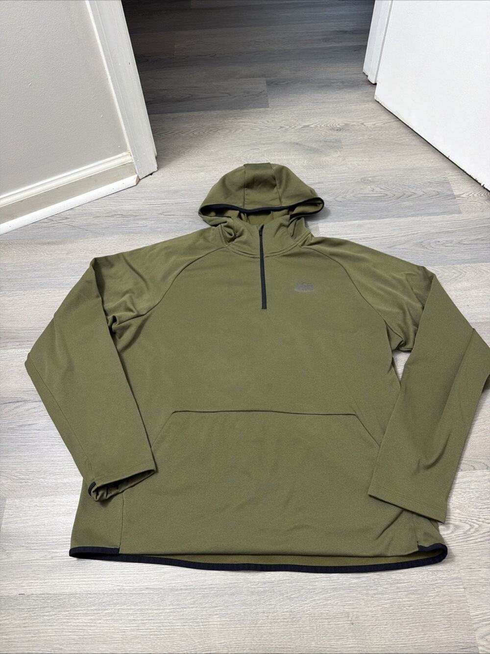 REI Co-op Hoodie Sweatshirt Men's XL Green 1/4 Zip Fleece Pullover Thumb Holes